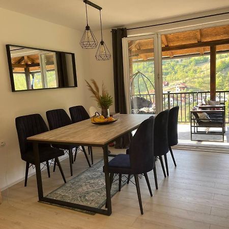 Vila Maslacak Popovici Luaran gambar